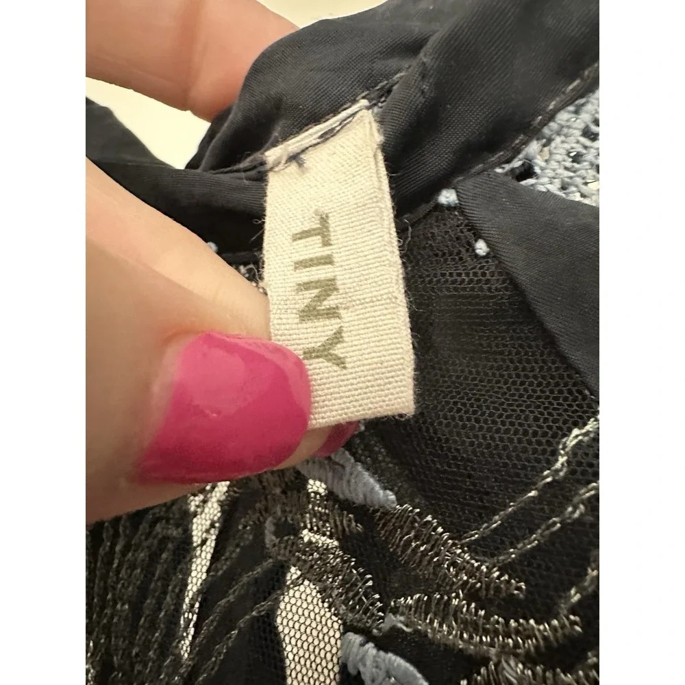 Anthropologie Tiny Brand Embroidered Top Women's Small Crochet Knit Sheer DD11-1